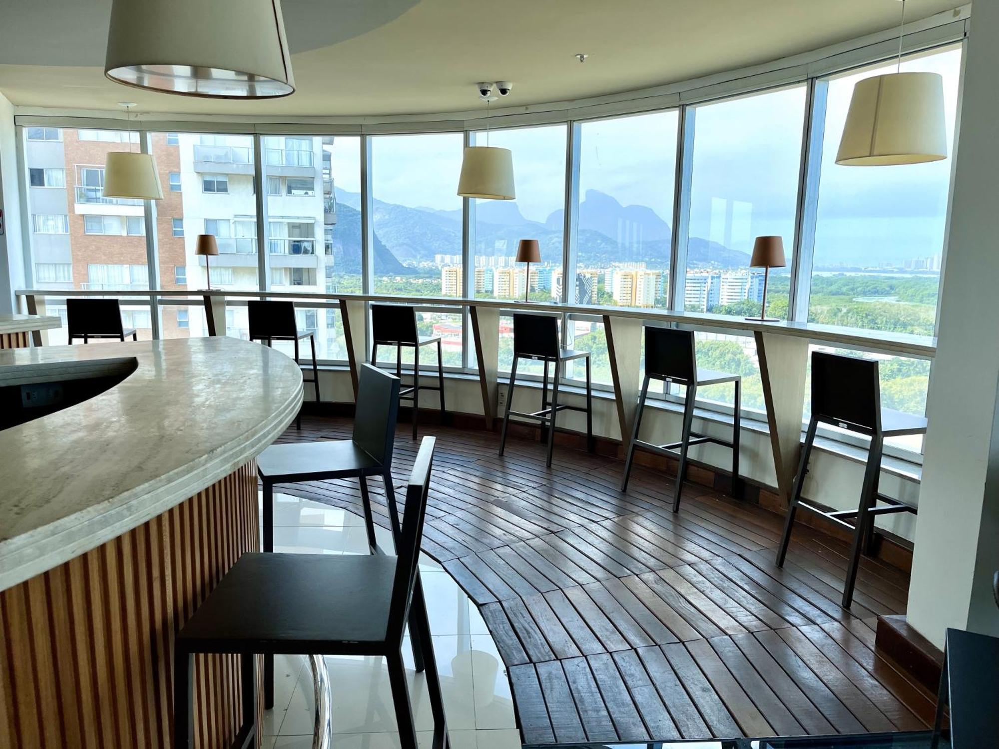 Hospedagem domiciliar Com Varanda E Piscina Na Barra Da Tijuca - Rj
